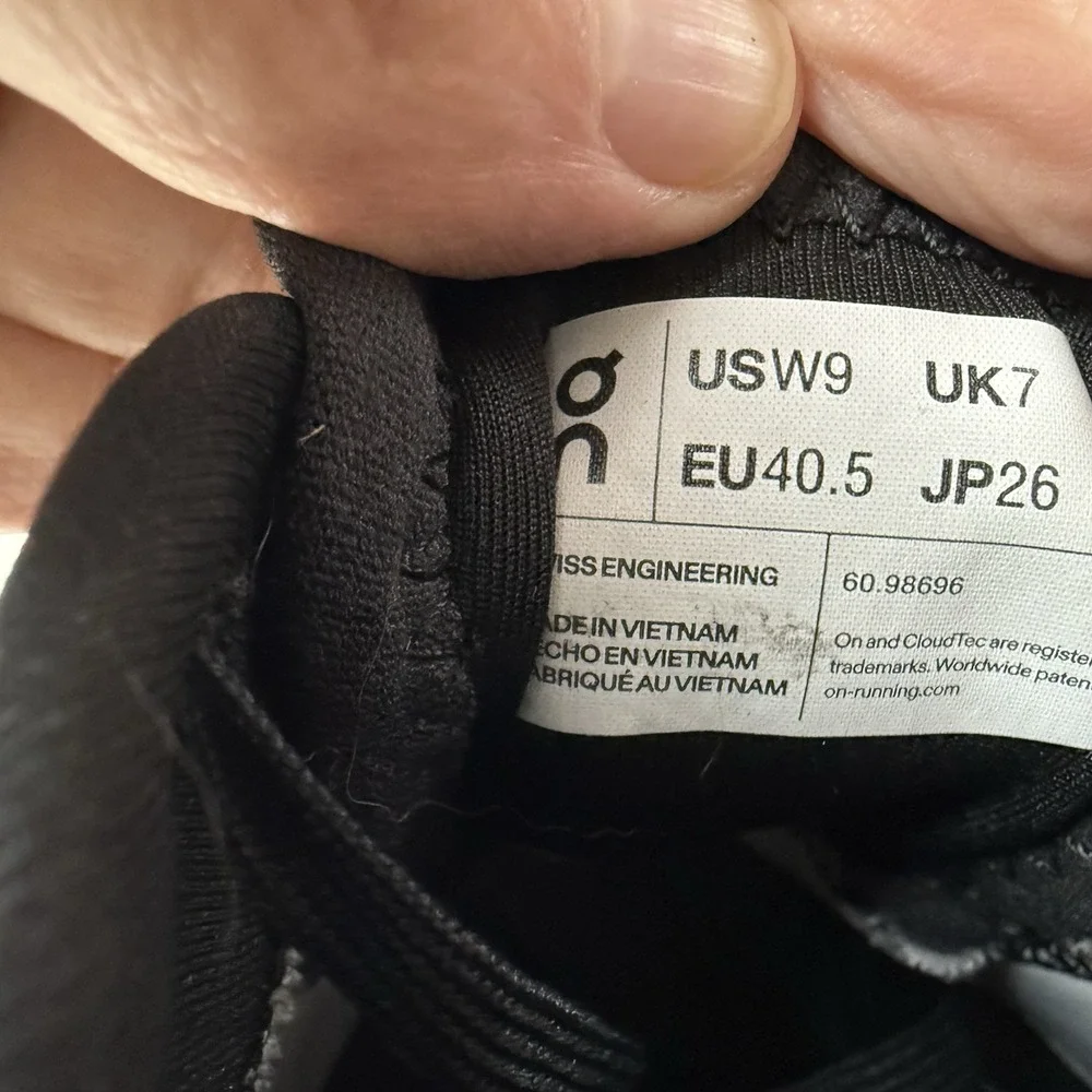 Womens On Cloud X3 Black Mesh Athletic Gym Running Sneakers Shoes Size 9 M EUC - Picture 8 of 8